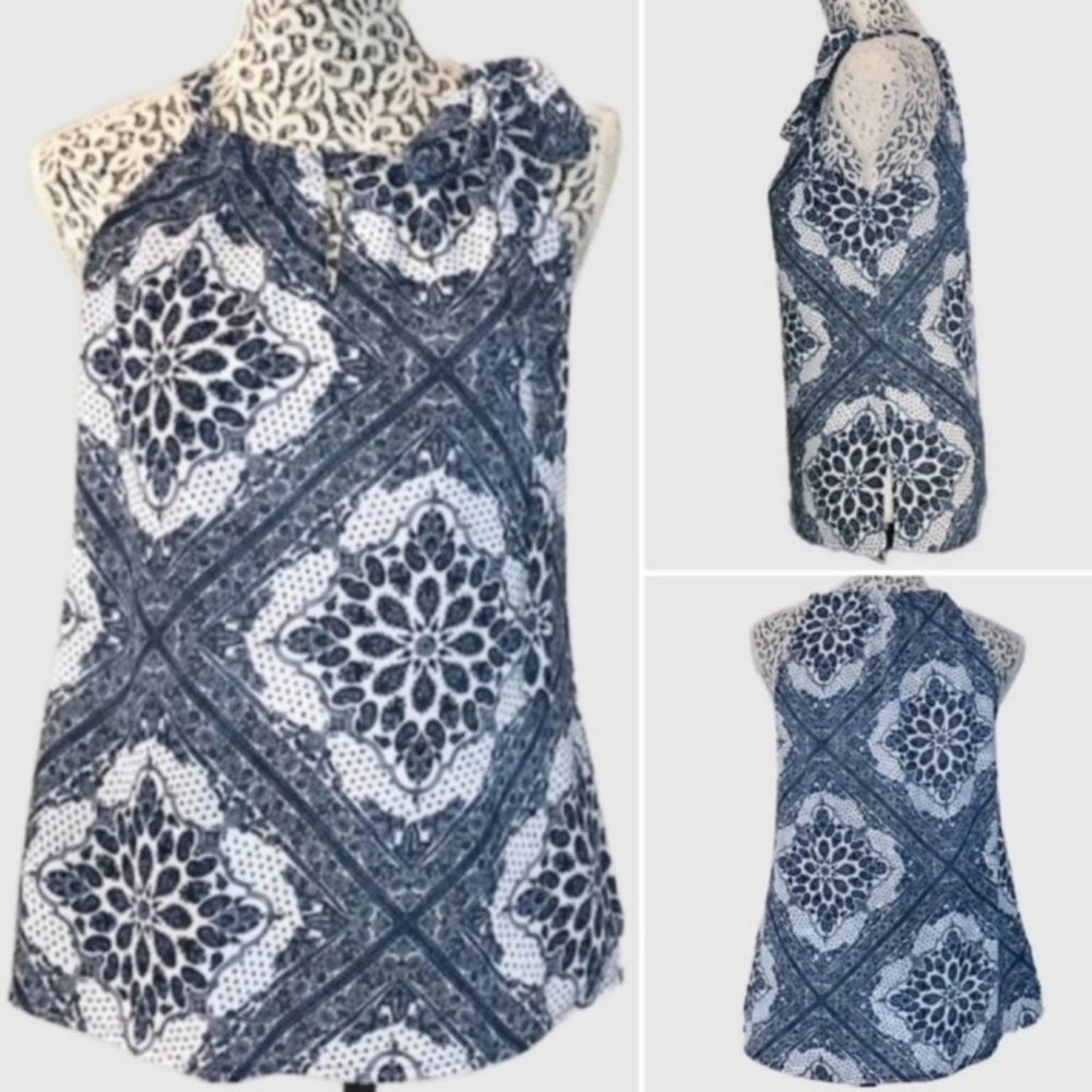 New York & Company Soho Tie-Neck Halter White& Blue Floral/Paisley Print, EUC-XS
